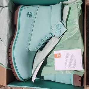 Timberland Premium Warerproof Boot, Light Green Nubuck